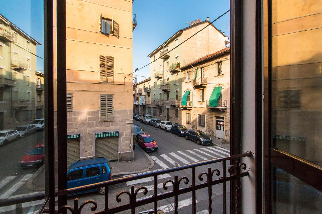 Piazza Statuto Comfortable Apartment Turin Bagian luar foto