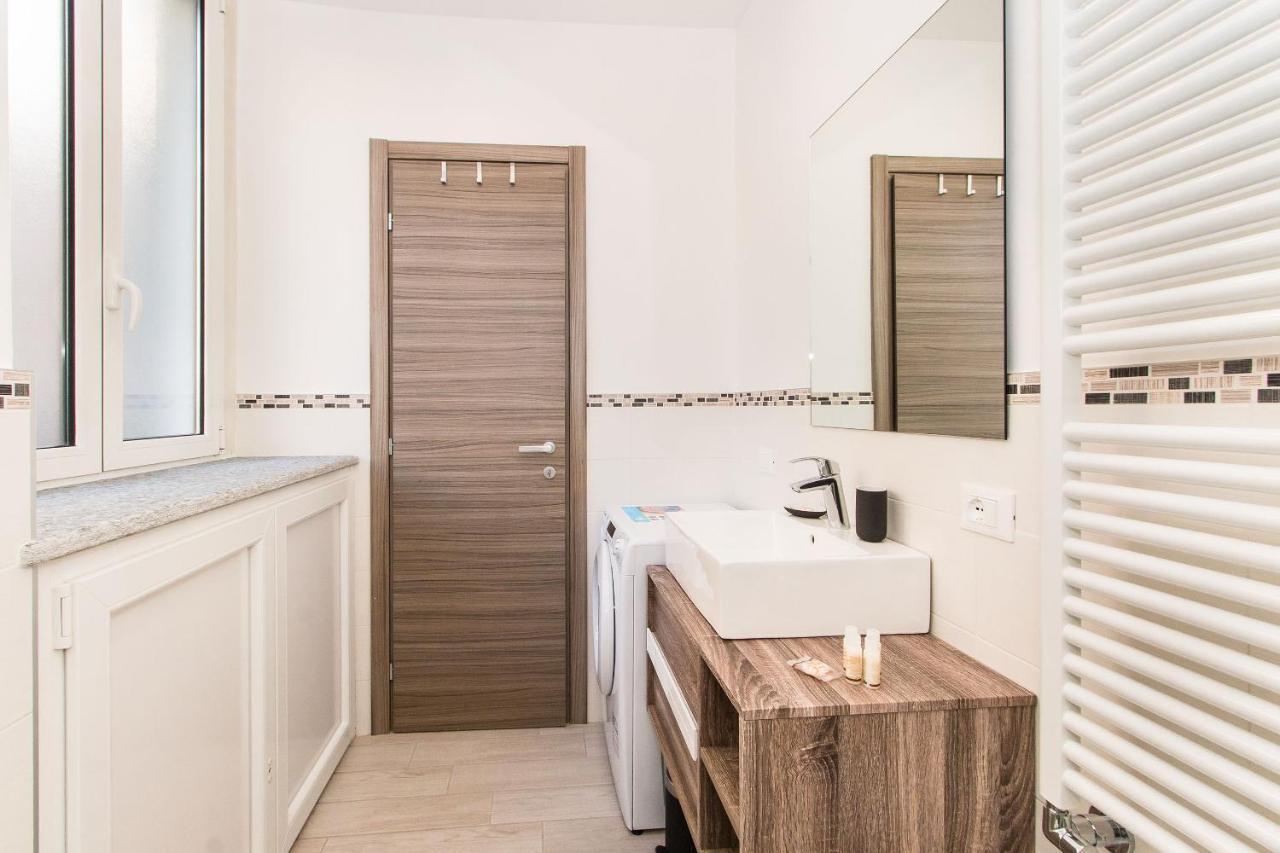 Piazza Statuto Comfortable Apartment Turin Bagian luar foto